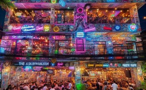 The Spot Bar & gallery Pattaya The Spot Bar & gallery Pattaya